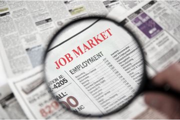 Job Market Weakens As Economy Slows